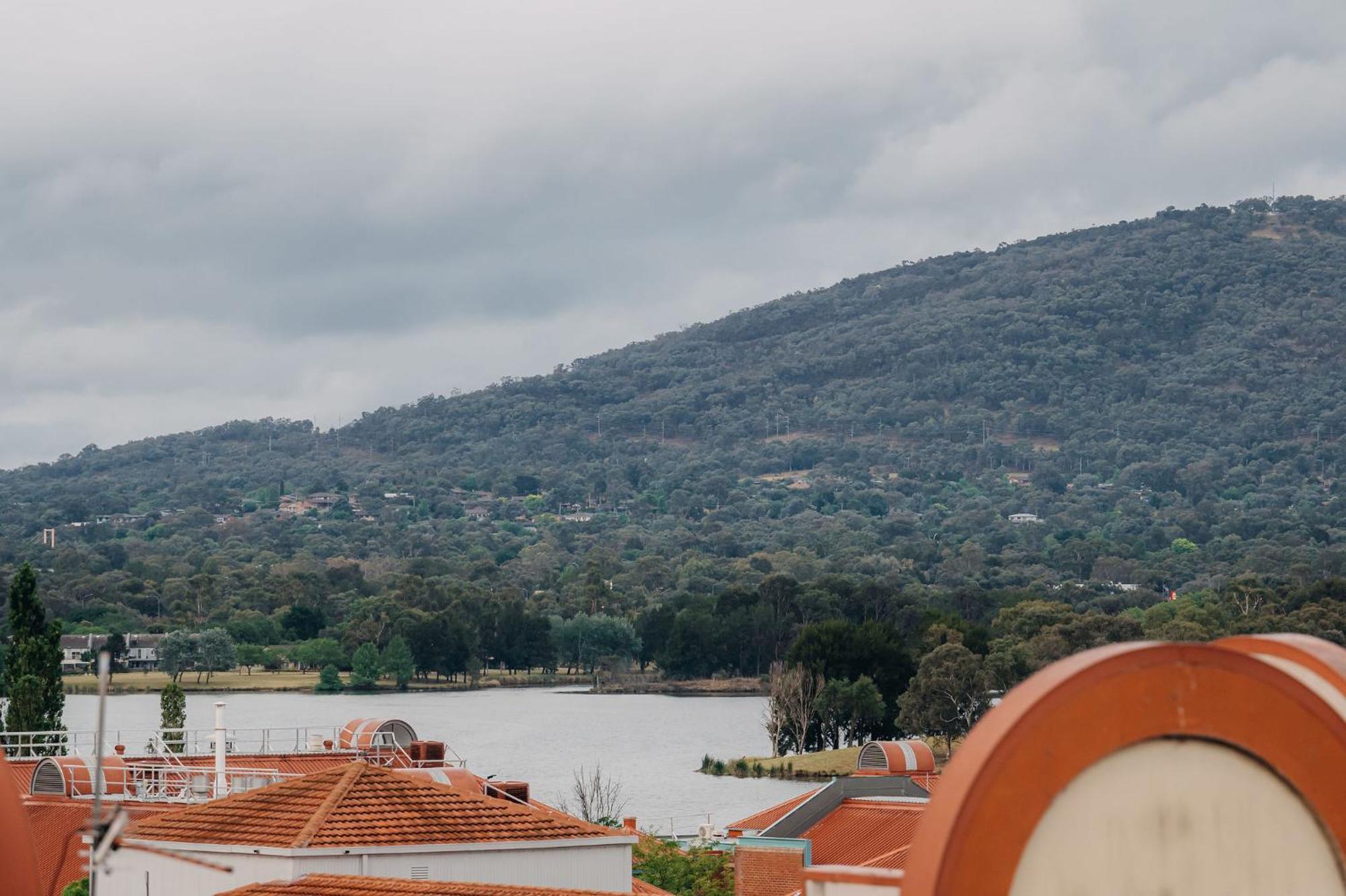 شقة Punthill Tuggeranong كنبرا المظهر الخارجي الصورة