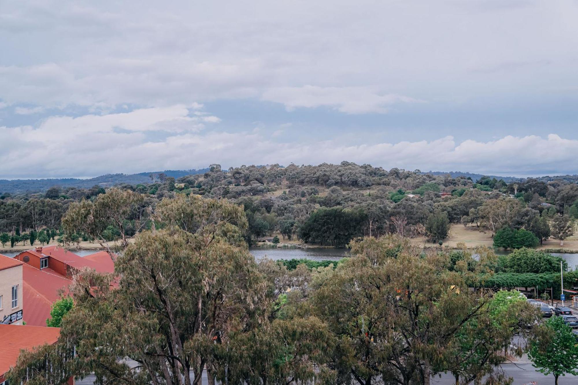 شقة Punthill Tuggeranong كنبرا المظهر الخارجي الصورة